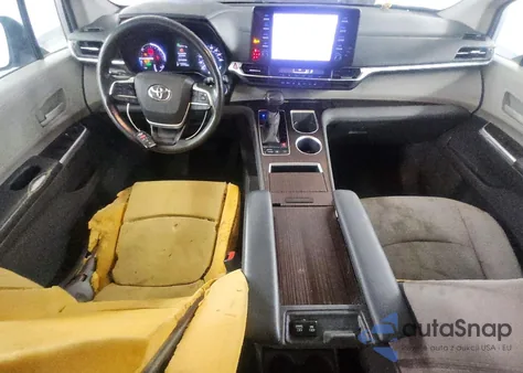 2021 Toyota Sienna Le 8-Passenger из США, поврежденный, VIN 5TDBRKEC8MS021713